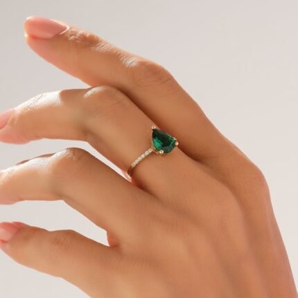 14K Solid Gold Green Emerald Solitaire Ring