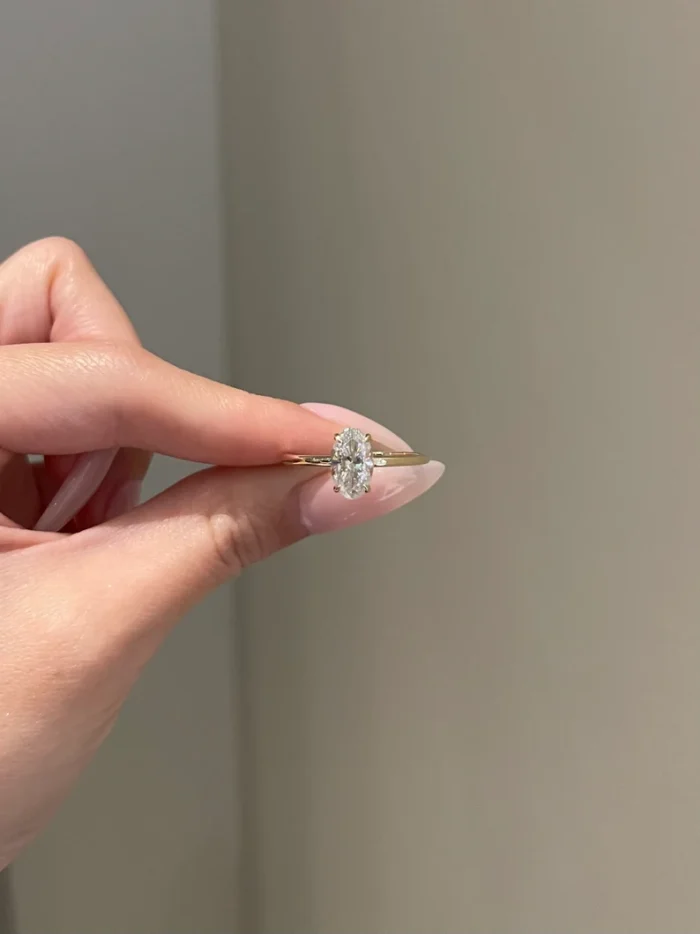 2 Carat Brilliant Oval Cut Moissanite Solitaire Engagement Ring