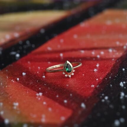 14K Solid Gold Pear Emerald Ring