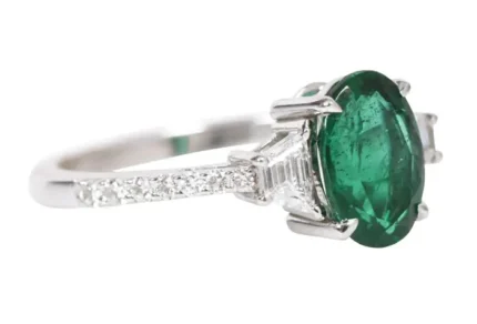 14K Solid Gold 2.20 Carat Natural Emerald and Diamond Ring