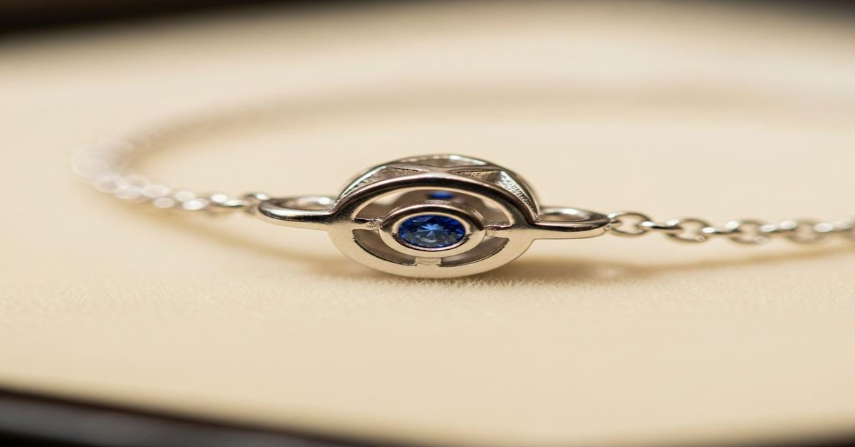 Hidden Birthstone Details: Subtle Personalization That Looks Luxe