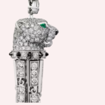 Pre-Owned Panthère de Cartier Pavé Earrings with Emeralds - Image 3