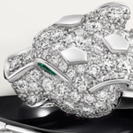 Pre-Owned Panthère de Cartier Pavé Ring in White Gold with Diamonds, Black Lacquer, Onyx, and Emeralds - Image 2