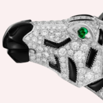 Pre-Owned Indomptables de Cartier Zebra and Crocodile High Jewelry Bracelet in White Gold with Diamonds, Emerald, and Onyx - Image 6