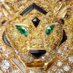 Pre-Owned Cartier Faune et Flore Pavé Brooch in 18K Yellow Gold with Yellow, Orange, and Brown Diamonds, Emeralds, and Onyx - Image 2