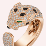 A Pre-Owned Panthère de Cartier medium model pavé ring