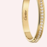 Pre-Owned Cartier d'Amour Pavé Wedding Ring in 18K Yellow Gold with Diamonds – 2.3 mm - Image 2