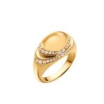 Pre-Owned Bvlgari Cabochon Ring in 18K Yellow Gold Set with Demi Pavé Diamonds - Image 2