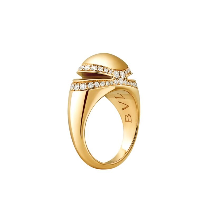Pre-Owned Bvlgari Cabochon Ring in 18K Yellow Gold Set with Demi Pavé Diamonds