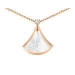 Pre-Owned Bvlgari Divas’ Dream 18K Rose Gold, Mother-of-Pearl and Diamond Necklace - Image 4