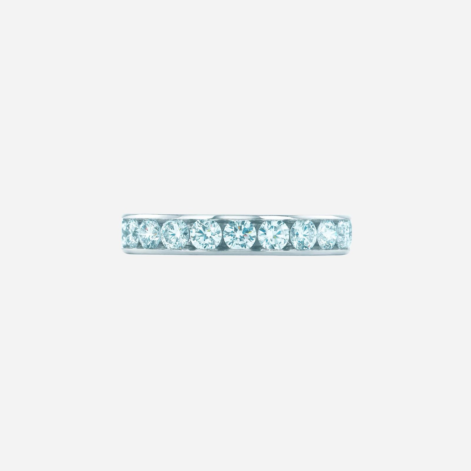 Pre-Owned Tiffany® Setting Wedding Band in Platinum with a Full Circle of Diamonds, 4 mm Pre-Owned Tiffany® Setting Wedding Band in Platinum with a Full Circle of Diamonds, 4 mm