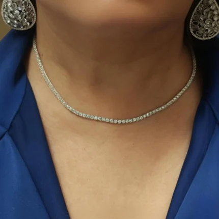 thick diamond tennis necklace 6.35mm stones close detail